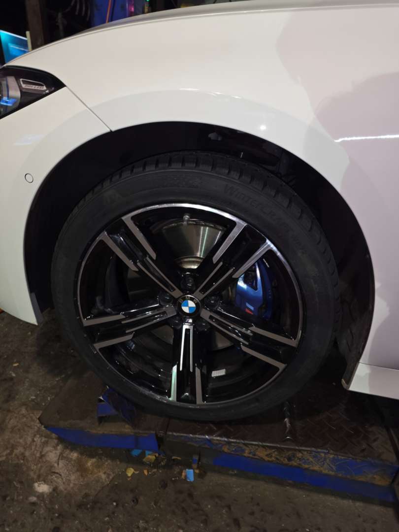 g20 320i 윈터타이어 장착했습니다 이미지 2/10