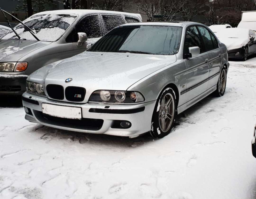 BMW E39 530IS입니다. 이미지 1/4