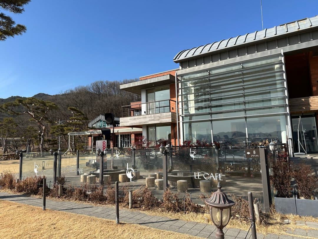 대청호에 경치 끝네주는 단골카페가 있습니다ㅎㅎ 이미지 3/6