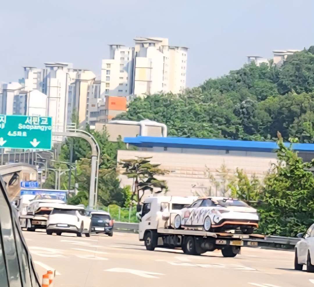 지크 아N 2대 목격이요 이미지 1/1