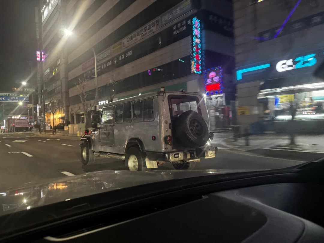 스텔스로 다녀도 이해되는 차 이미지 2/2