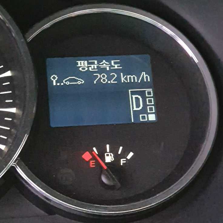 2010 SM3 가솔린 평균연비 25.2 km/L 이미지 3/4