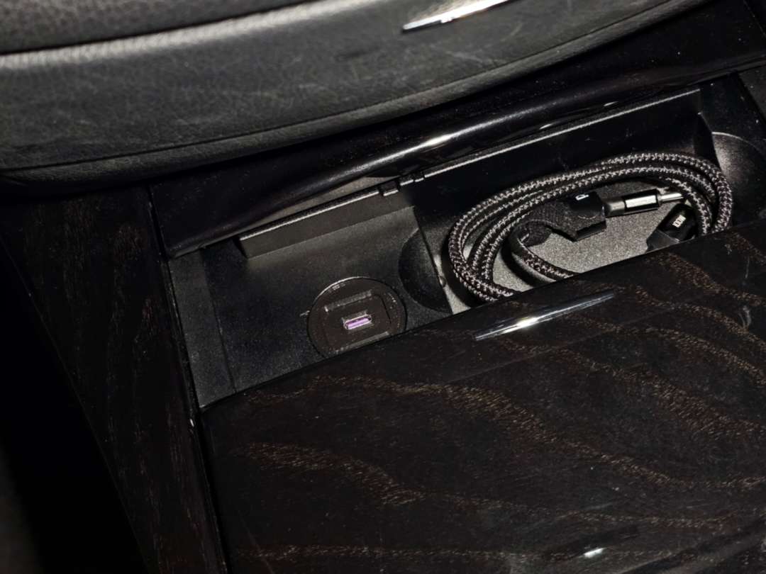 w221 순정 스타일 usb c 설치! 이미지 3/7