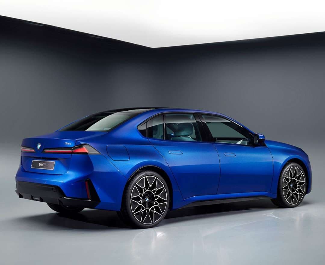 BMW 노이어 클라쎄 3시리즈 풀체인지 ( I3 ) 이미지 5/7