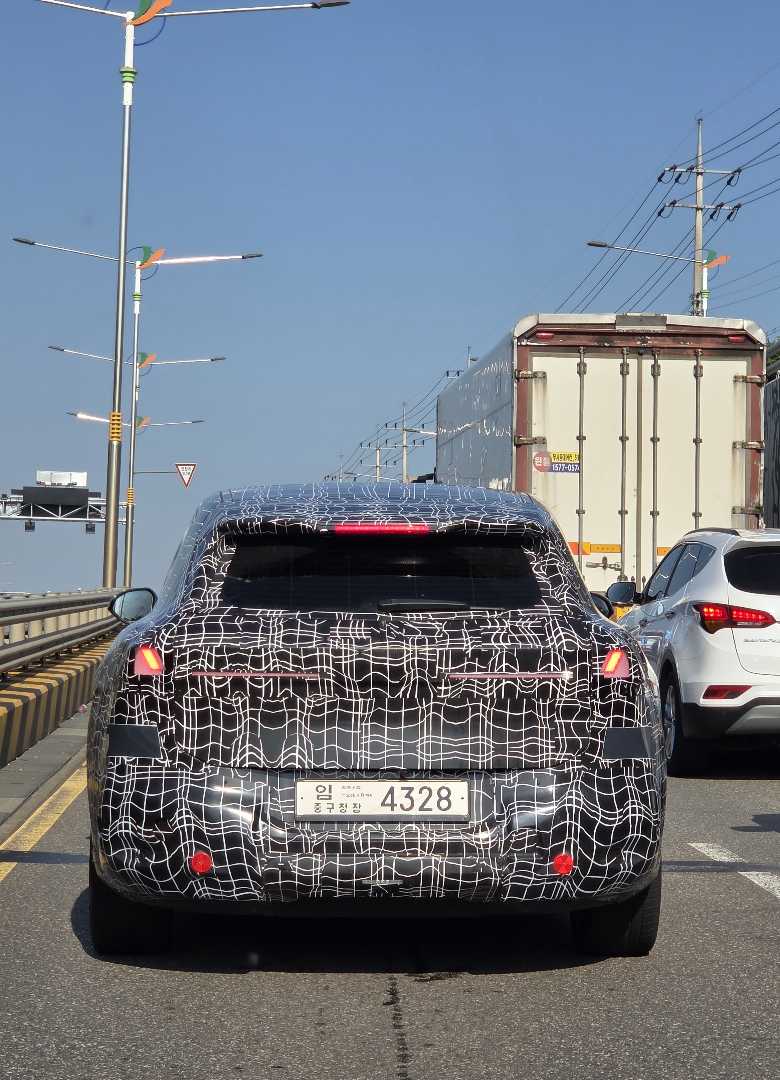 오늘 출근길에 목격한 위장막 차량!!!! 이미지 2/2