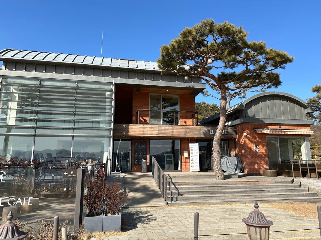 대청호에 경치 끝네주는 단골카페가 있습니다ㅎㅎ 이미지 4/6
