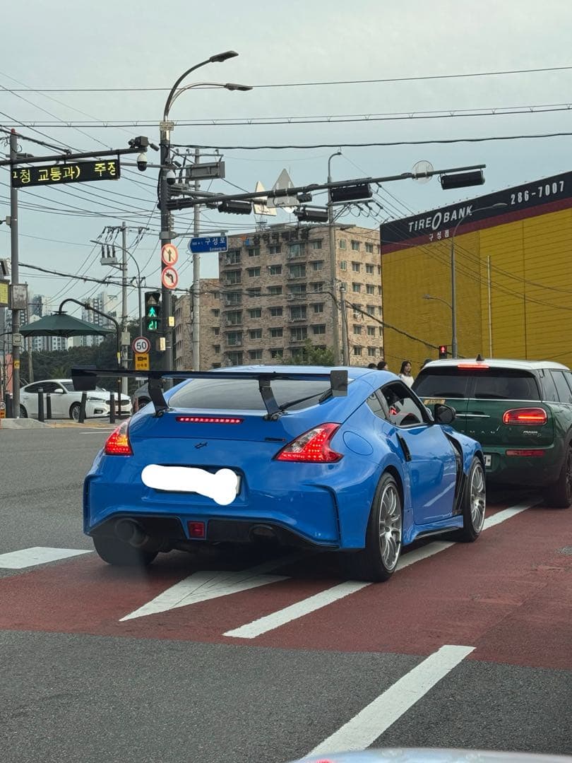 어제 발견한 희귀한차 이미지 1/1