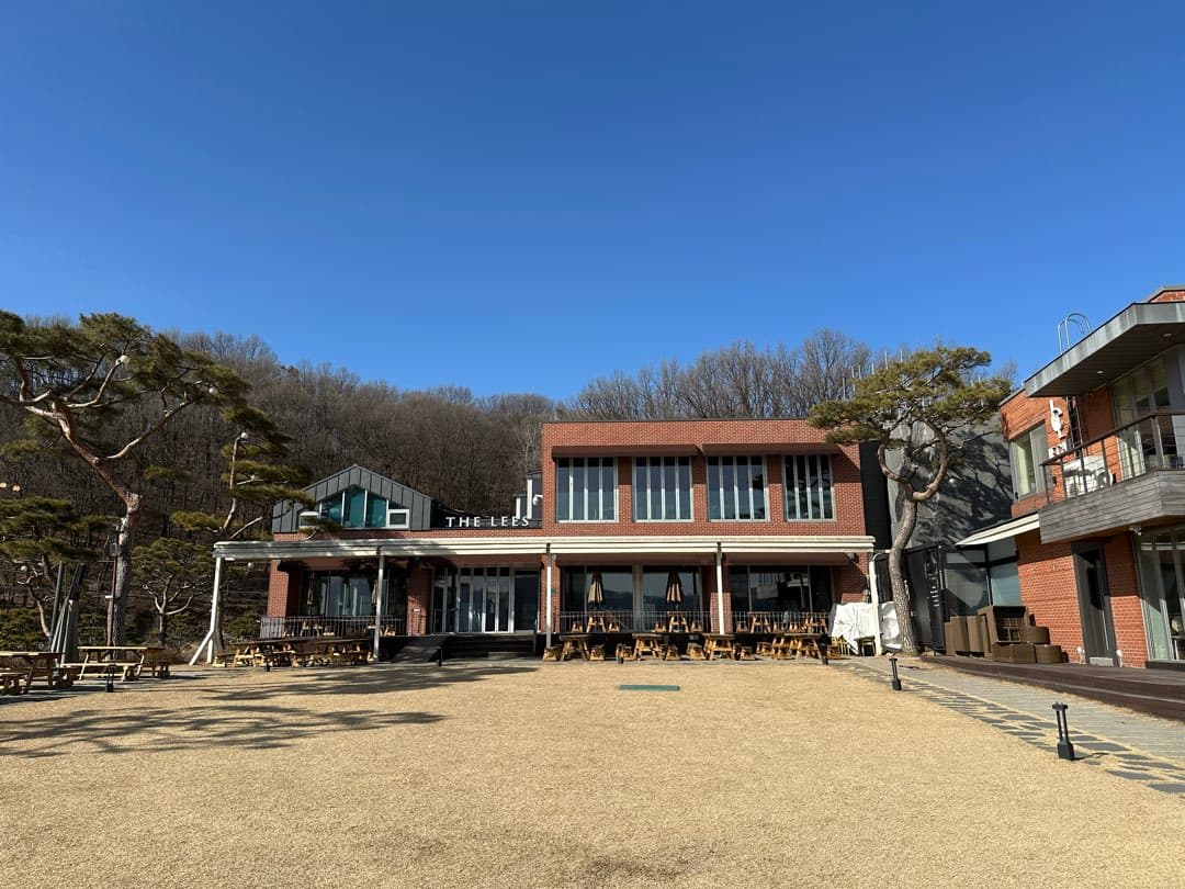 대청호에 경치 끝네주는 단골카페가 있습니다ㅎㅎ 이미지 1/6
