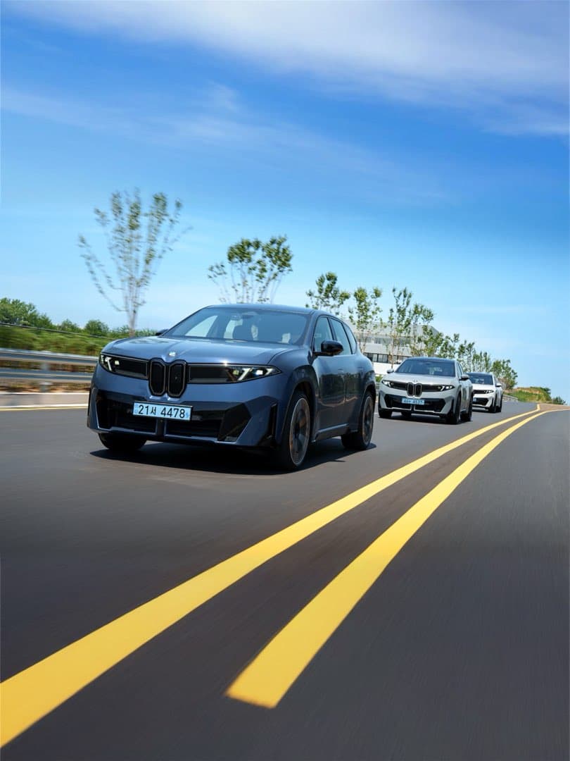 “611 km 주행“…BMW 더 뉴 iX3, 국내 출시…7,990만 원 부터 시작 이미지 9/9