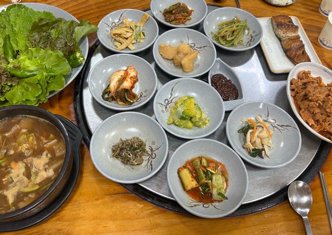 강원도 홍천에 수정이네 오리쌈밥입니다 ㅎㅎ 이미지 1/1