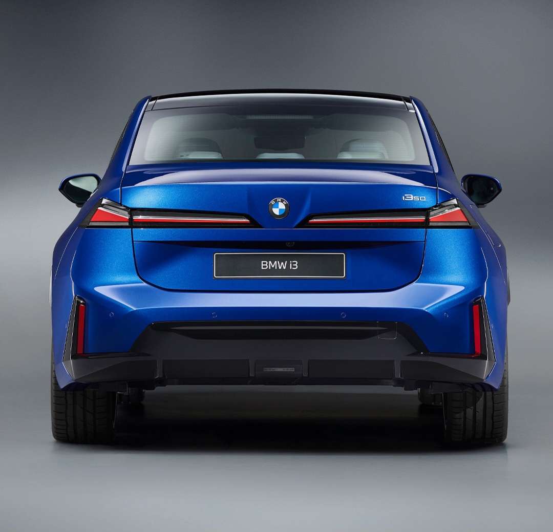 BMW 노이어 클라쎄 3시리즈 풀체인지 ( I3 ) 이미지 2/7