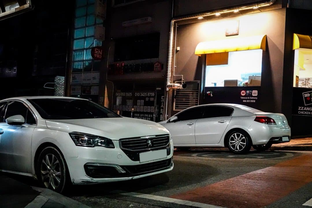 같은차 같은옵션 같은엔진 이미지 2/4
