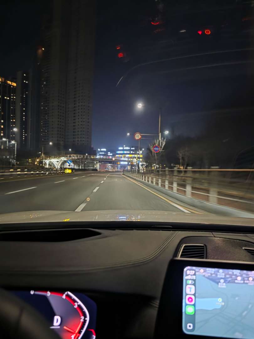 하루종일 w221 타다가 그나마 신형 G바디 타니깐.. 이미지 1/2