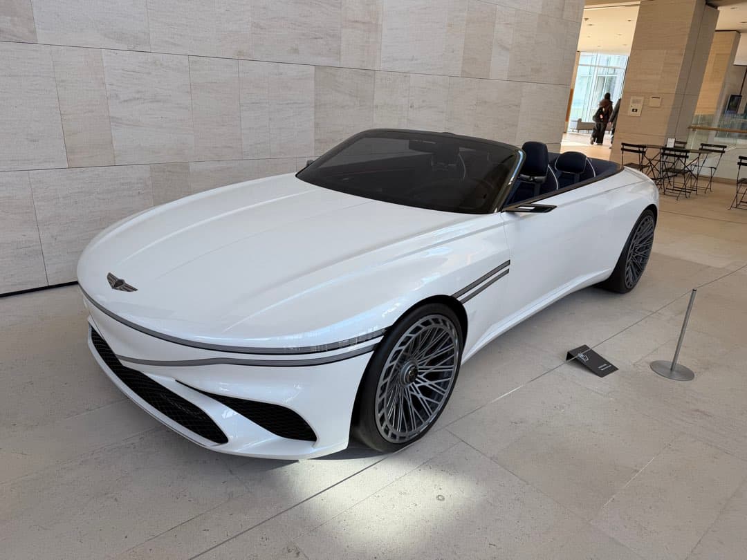 GENESIS X CONVERTIBLE, PONY Coupe -1/2 이미지 3/10