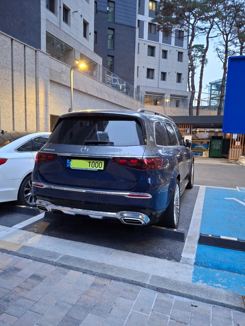 gls마이바흐 실물 이미지 4/4