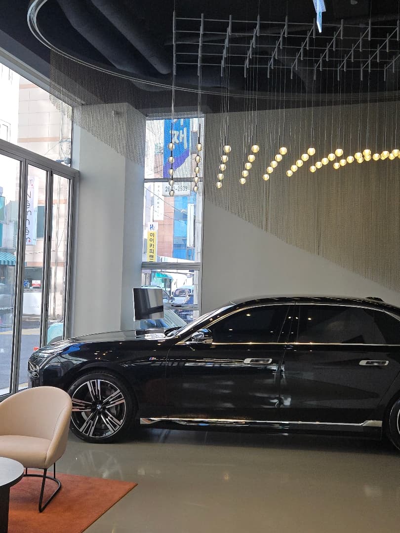 bmw i7 60 출고 이미지 1/1