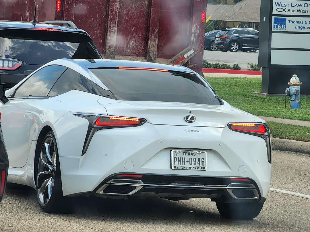 렉서스 LC 500 이미지 2/4