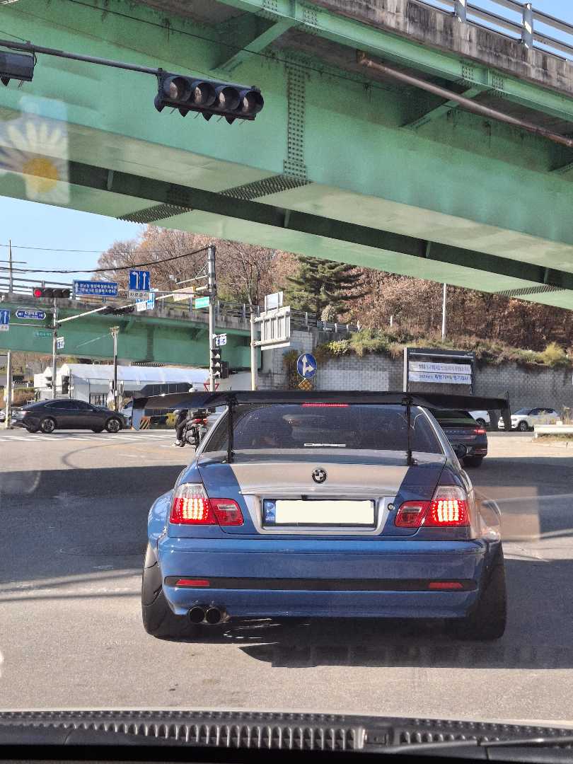 뒷태 보소 이미지 1/1