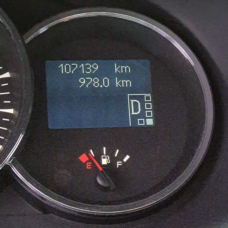 2010 SM3 가솔린 평균연비 25.2 km/L 이미지 4/4