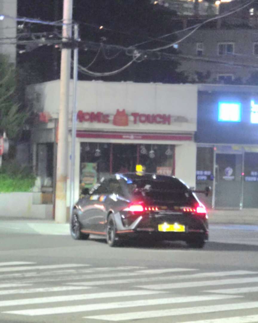아6n 택시봤는데 퍼포윙까지..ㄷㄷ 이미지 1/1