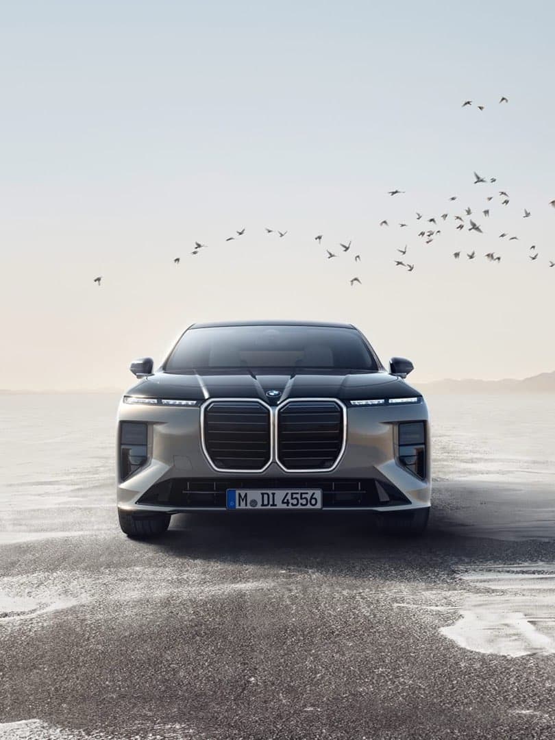 BMW 신형 7시리즈, 세계 최초 공개… 노이에 클라쎄 기술 첫 적용 플래그십 이미지 3/9