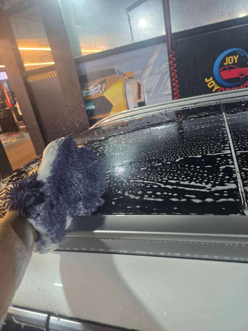 난 힘들어도 저렇게 다이소에서 나오는 미트질 장갑 끼고 직접 하는데 이미지 5/8