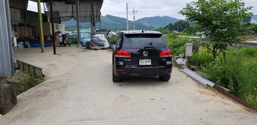 투아렉 w12가 우리나라에 있을까요? 이미지 1/2