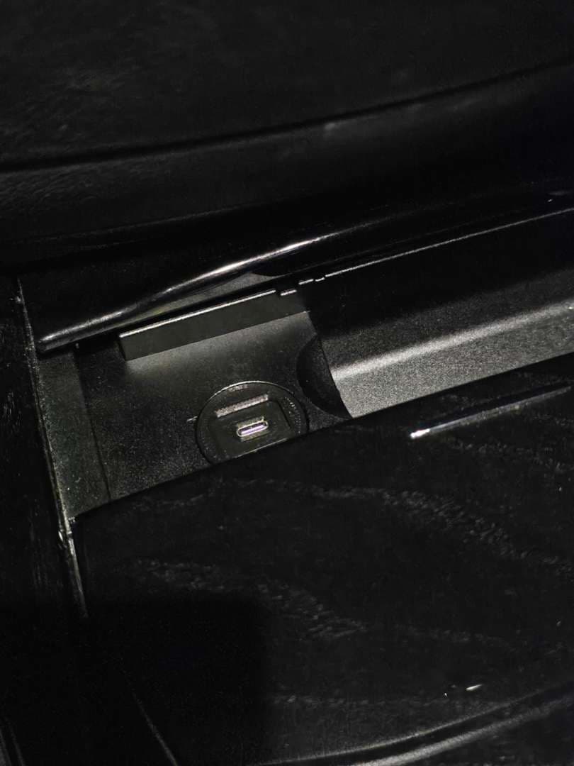 w221 순정 스타일 usb c 설치! 이미지 2/7