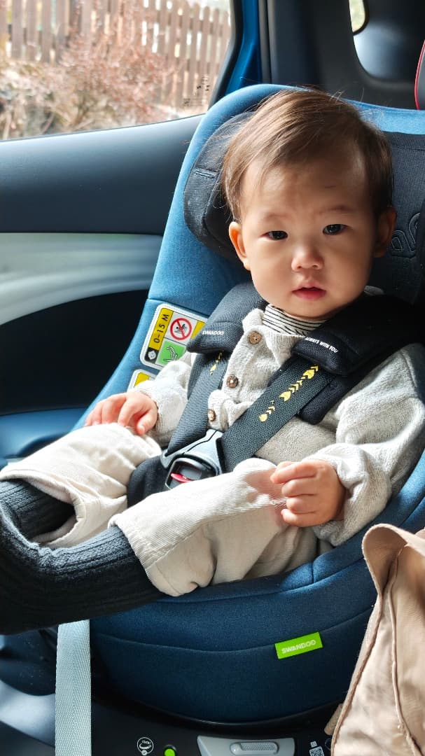 아토3 뒷자리 승차감 체험중 이미지 1/1
