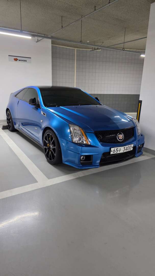 CTS-V Coupe 2011년식입니다. 이미지 3/3