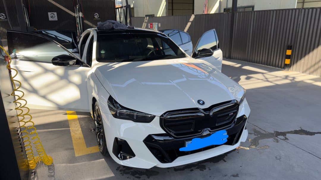 i5 M60 2년차 69xxx km 주행기 이미지 2/5