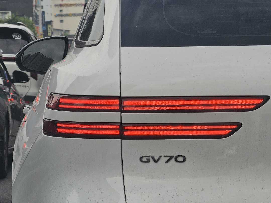 출근 중 GV70 단차가... 이미지 1/1