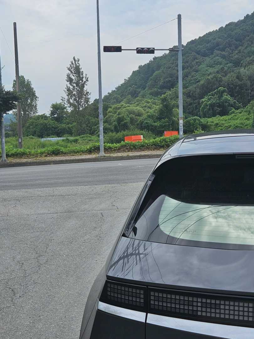 과거와 미래의 공존 이미지 3/7