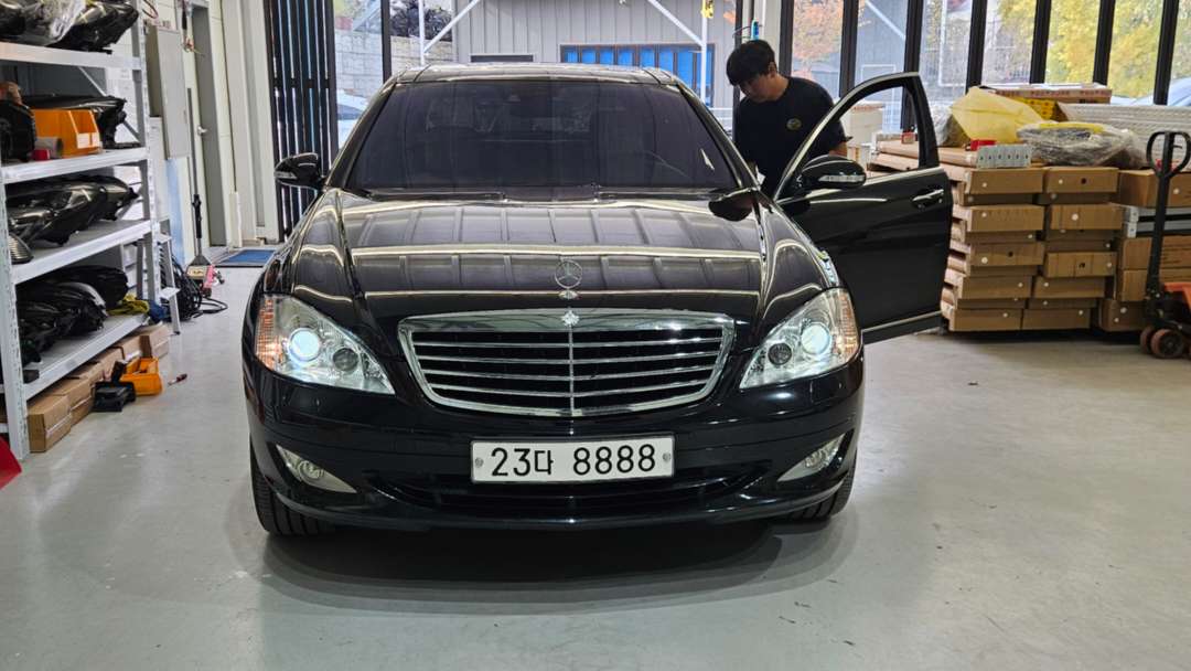 안녕하세요 W221 차주인증합니다 이미지 1/5