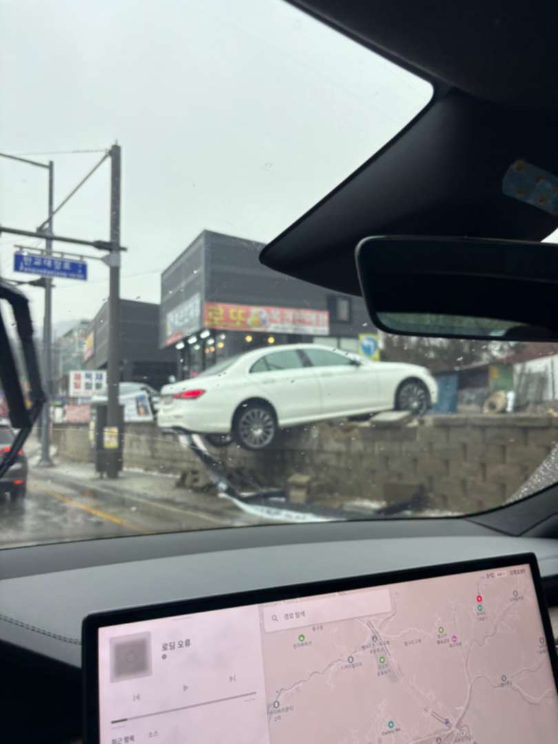 집에 들어가는 길... 이미지 1/1