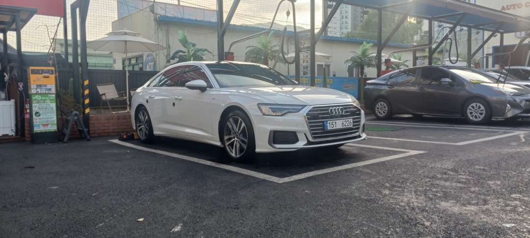 a6 45 TFSI 프리미엄 이미지 1/4