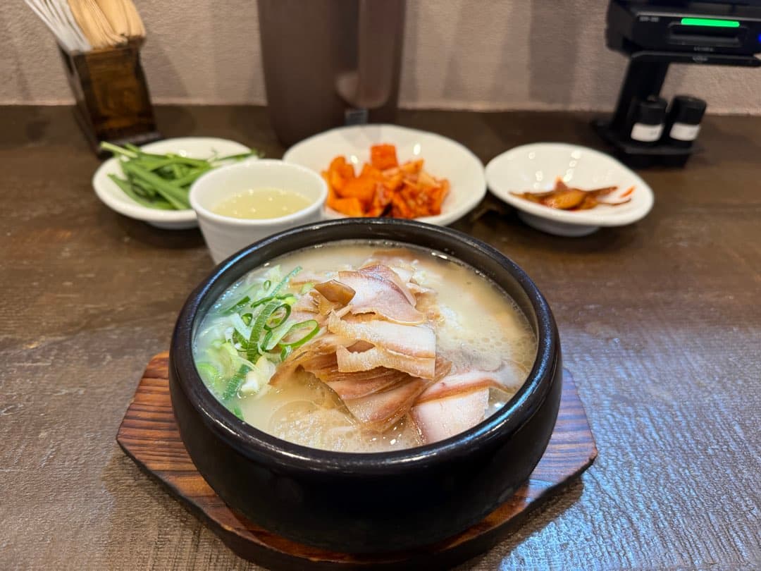 부산 돼지국밥 이미지 1/1
