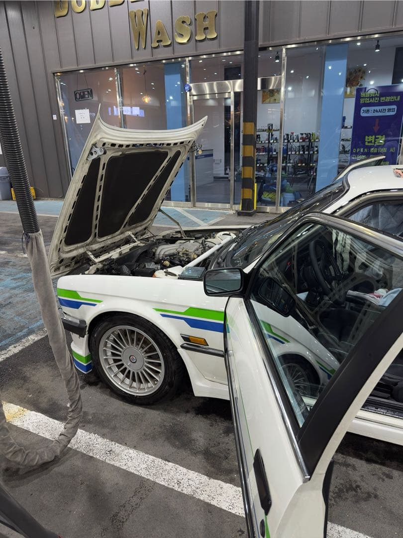 E30 Alpina C1 2.3 이미지 5/9