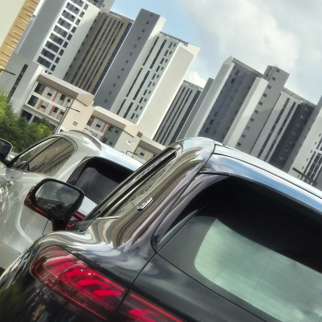 EQC SUV MAYBACH EDITION 이미지 2/2