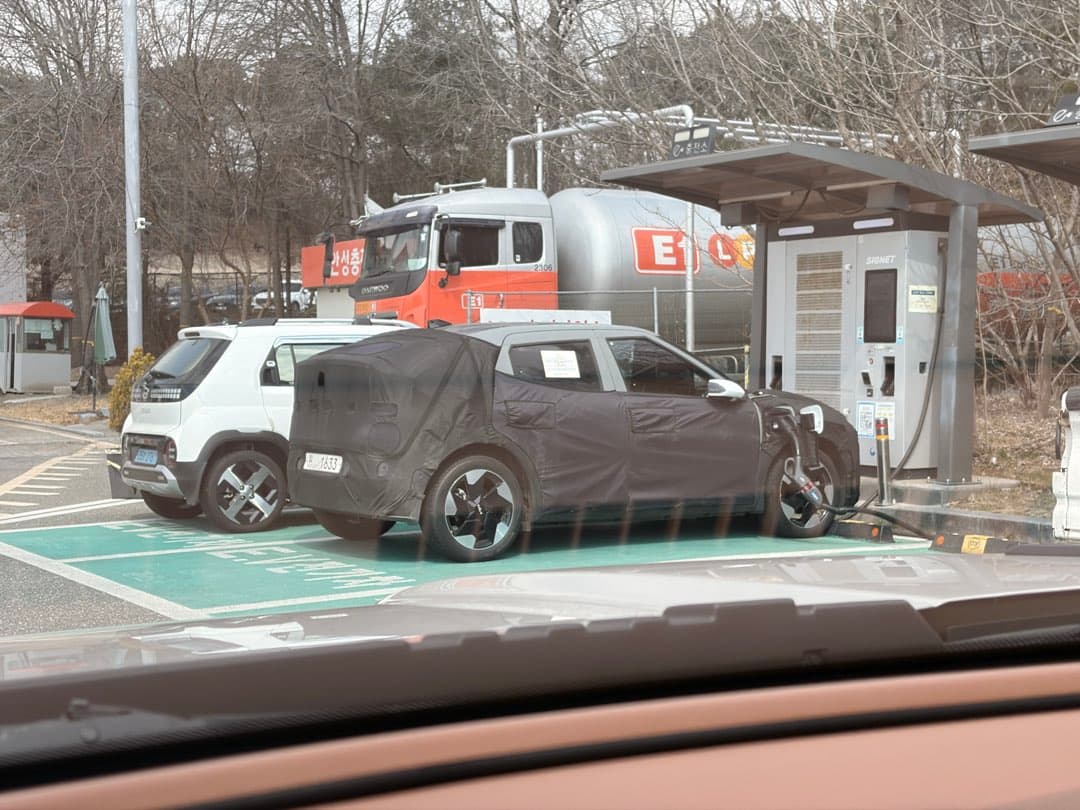 충전중인 EV2? 이미지 1/2