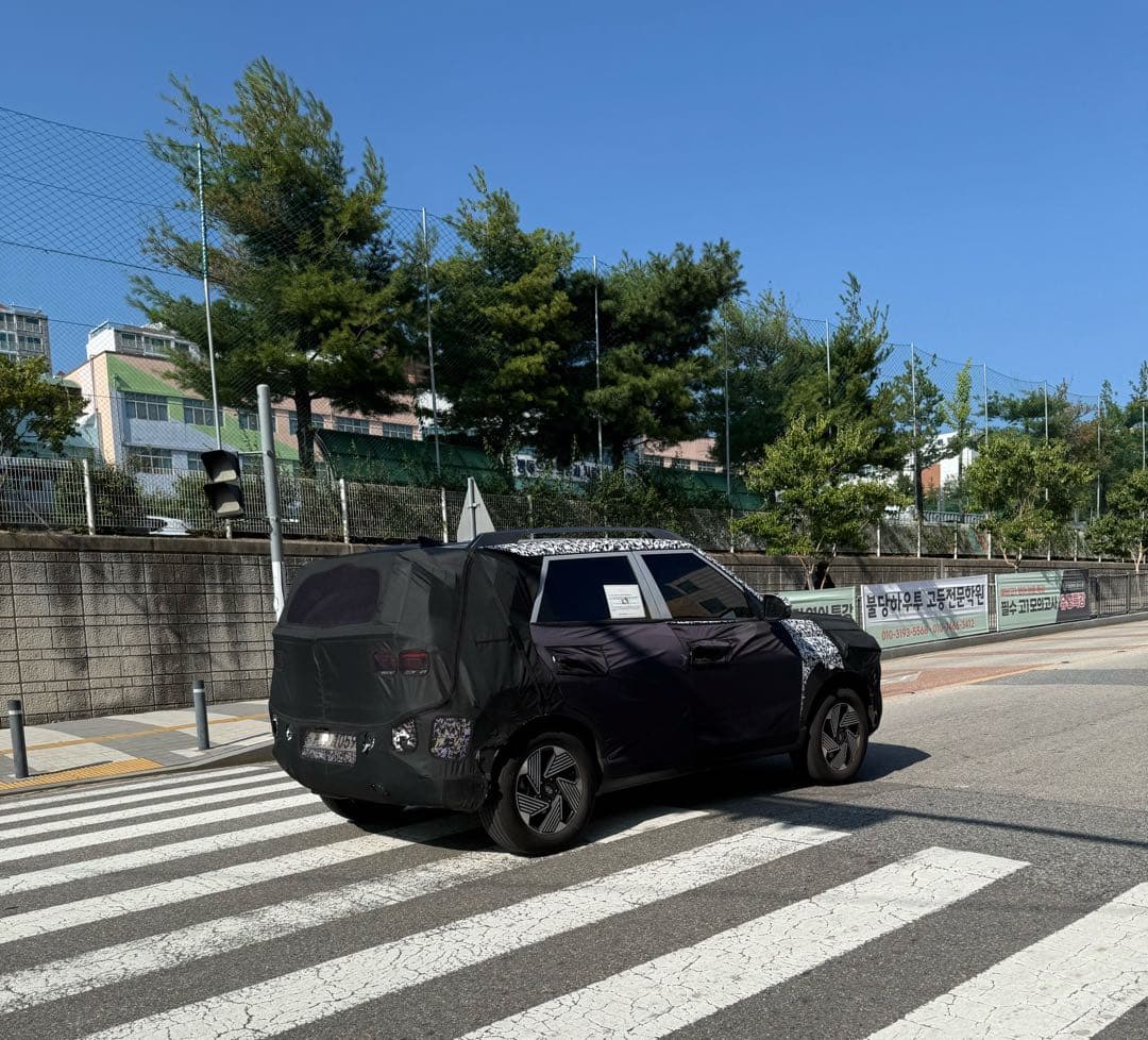 이건 뭔 차일까용 ㄷㄷ 이미지 1/3