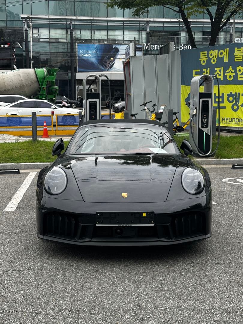 992.2 타르가 4 gts 전시장에 도착했답니다 이미지 1/9