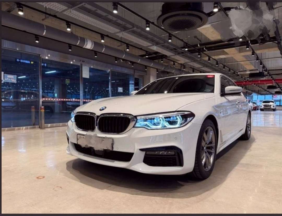 bmw 520i 중고리스 조언 부탁드립니다요! 이미지 1/1