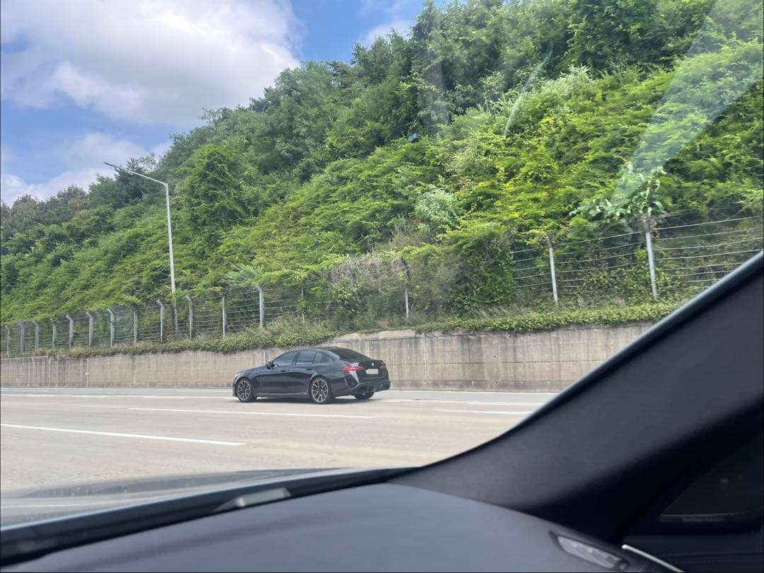 BMW M5 목격 이미지 2/2